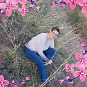 Meet your Posher, Lorrie